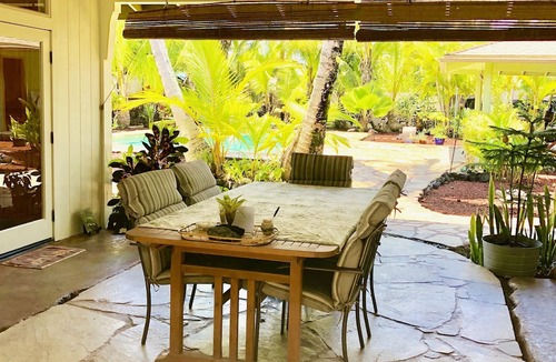 Keaau House | Swimming Pool, Observation Deck, and Palm Trees