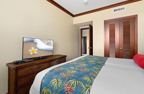 Ko Olina Condo | SPECTACULAR OCEAN VIEW - 8th FL 3BR SUITE BEACH VILLAS KO OLINA O802