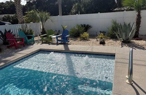 Laguna Beach Estates House | Sandpiper Cottage Private Pool 1 Block to Beach FREE 6‑Person Golf Cart