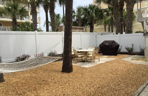 Jacksonville Beach House | Steps To The Beach - Newly renovated 2/1 ground floor condo with ocean views
