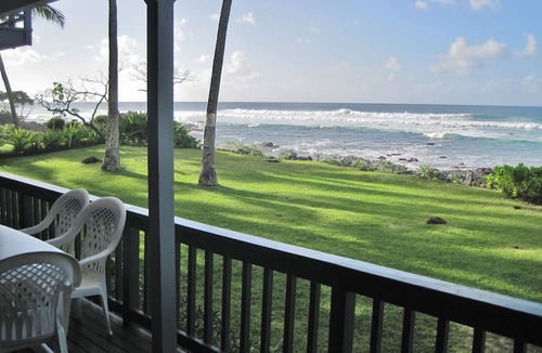 Waialee House | Oceanfront Beach House - Tropical Paradise!