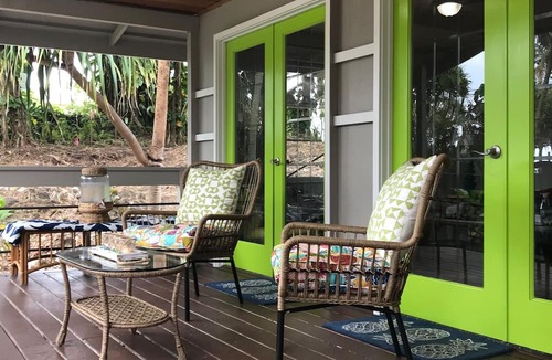 Hilo House | Private home across the street from the beach. Minutes from downtown Hilo