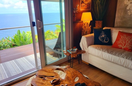 Laupahoehoe House | 2 Bedrooms/2 Bath Oceanfront Cliff House On Hamakua Coast