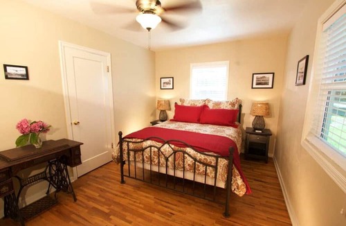 Walla Walla East House | Syvila`s Cottage · Syvila`s - Charming Updated Cottage
