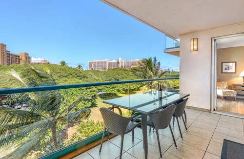 Honokowai Condo | Maui Resort Rentals: Honua Kai Konea 444 – Extra Large Upgraded 1BR w/Gorgeous Partial Ocean Views!