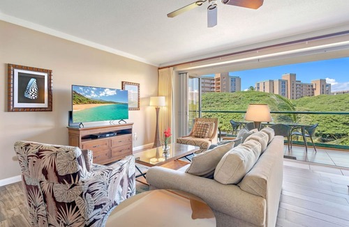 Honokowai Condo | Maui Resort Rentals: Honua Kai Konea 444 – Extra Large Upgraded 1BR w/Gorgeous Partial Ocean Views!