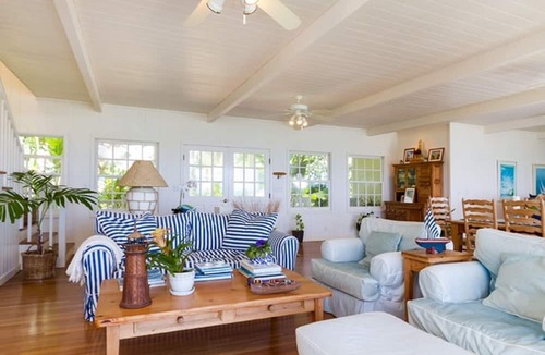 Waialee House | Beach-front Estate - North Shore, private setting, close to Haleiwa & surf spots