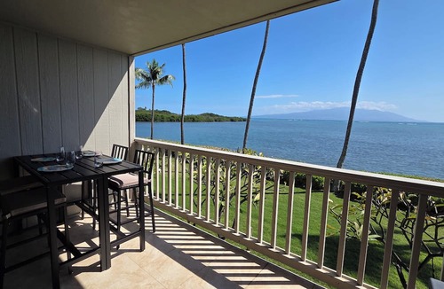 Ualapue Condo | All New Remodel of A213 - king bed, AC, kayaks, beach gear, pickleball and more!