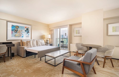 Ala Moana Condo | Junior Suite 1 Bedroom Ala Moana Condominium, City/Partial Ocean from Lanai