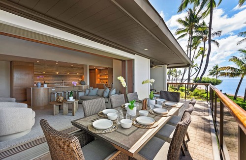 Historic Lahaina Front Street Condo | Newly Remodeled- Stunning 4Bd Oceanfront Villa in Lahaina, directly on Baby Beac