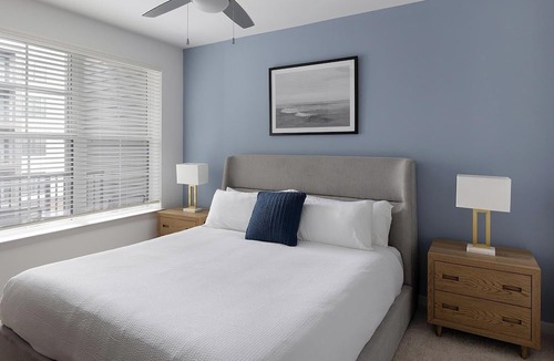 Huntsville Apartment | Landing | Chic 1BD, Gym, Yoga Studio