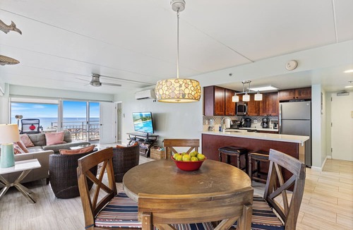 Waikiki Apartment | Ilikai Hotel Condo with Ocean, Lagoon & Fireworks Views
