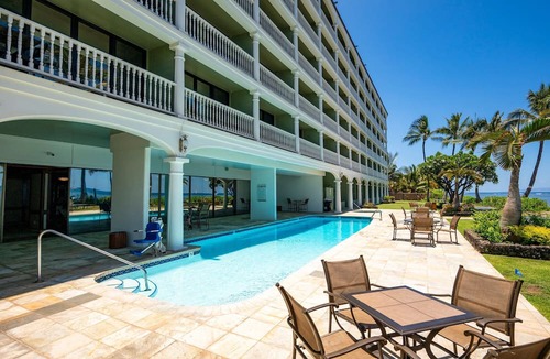 Historic Lahaina Front Street Condo | NEW LISTING: Lahaina Shores 513 – Oceanfront Views