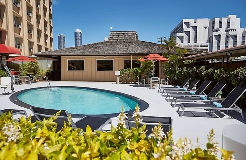 Ala Moana Hotel | City View Two Queens, 3 Units, Koi Pond & Garden Views, Poolside Relaxation