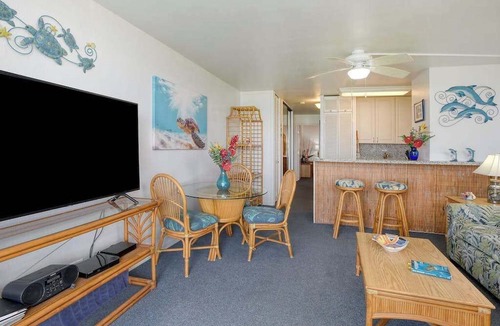 Maalaea Condo | Oceanfront Maalaea Condo with WiFi & Lanai - See Turtles!