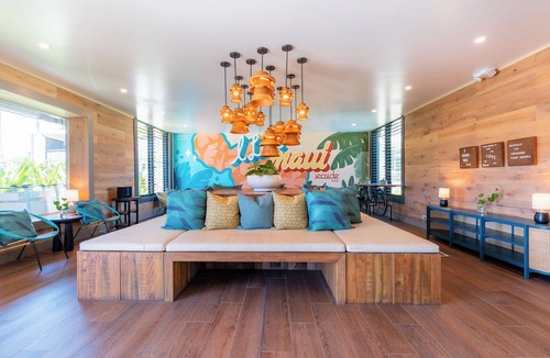 Kahului Hotel | Romantic Maui Escape | Minutes to Maui Nui Botanical Gardens - 1.4 mi | Pool