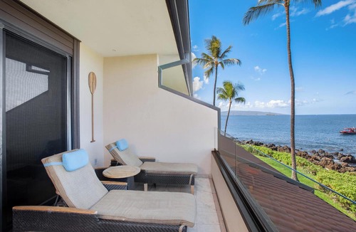 Wailea Condo | Makena Surf F207 Beachfront Resort