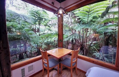Volcano Cabin | The Pacifica Inn