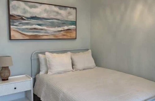 Kittery House | Newly renovated cottage