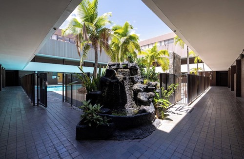 Downtown Honolulu Apartment | Bishop Suites At The Executive Centre