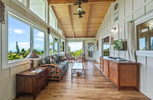 Papa House | South Kona Farm House - 30 day minimum rental