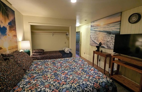 Volcano Villa | 3 Rooms with shared spa and wifi - Group Wing Right