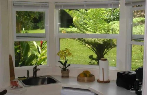 Hana Bed & Breakfast | Hana Garden Room 1 & 2 night stays, its Perfect! Lic.# BBHA20130004