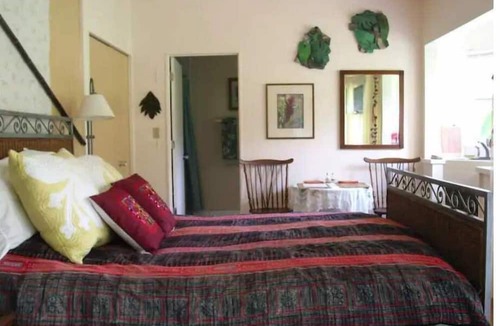 Hana Bed & Breakfast | Hana Garden Room 1 & 2 night stays, its Perfect! Lic.# BBHA20130004