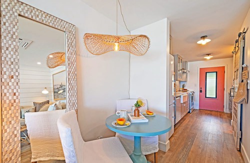 Kahana Apartment | Chic Oceanfront Escape-Boutique Studio-Noelani 219-Cold AC-Amazing Ocean View