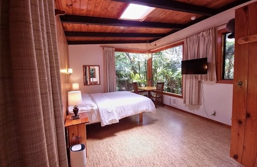 Volcano House | The Pacifica Inn The Entire Property