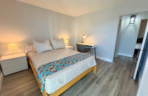 Foster Village Condo | Chic Salt Lake 2-Bedroom at Fairway Gardens | Pool