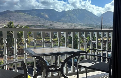 Historic Lahaina Front Street Condo | New Listing! Hotel Zone Lahaina Shores Premier Mtn view Studio on the Beach