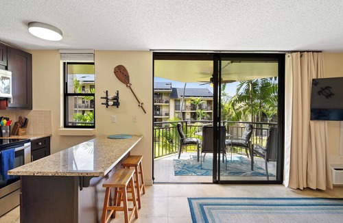 Kailua-Kona Condo | New Listing! Beautifully remodeled!