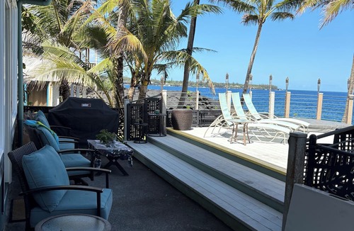 Keaau House | Mermaid’s Lookout WOW the views! Ocean Front, full lanai, heated pool & AC.