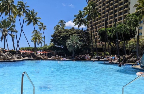 Waikiki Resort | Escape to Paradise at Lagoon Tower by Hilton Grand Vacations – Studio Retreat!