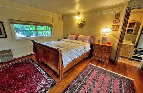 Volcano Cottage | Historic Maid's Quarters Cottage in Volcano Village