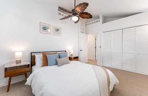 Punaluu House | Hale Kahakai - Oceanfront Retreat - Direct Beach Access - 90 Day Rental