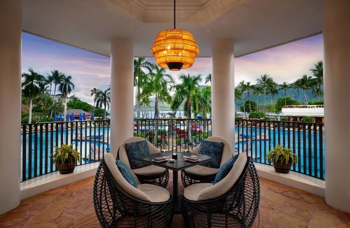 Lihue Hotel | 4 Comfortable Rooms w/Ocean View! Steps Away from Kalapaki Beach! Outdoor Pool!