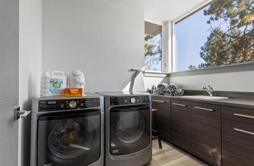 Westbrook Meadows House | Century Luxury Retreat in Bend OR
