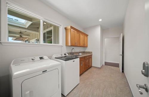 Keaau House | HAWAII PARADISE 3Bd2a Home w Pool and FirePit near Ocean