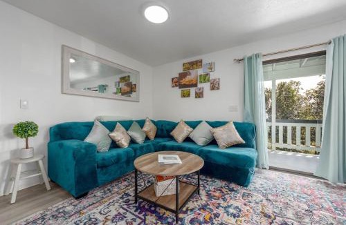 Royal Hawaiian Estates Apartment | Private Volcano Getaway - Near Kilauea & Trails