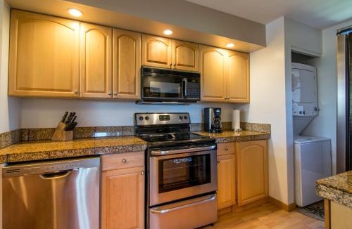Kahana Apartment | Kahana Villa E409