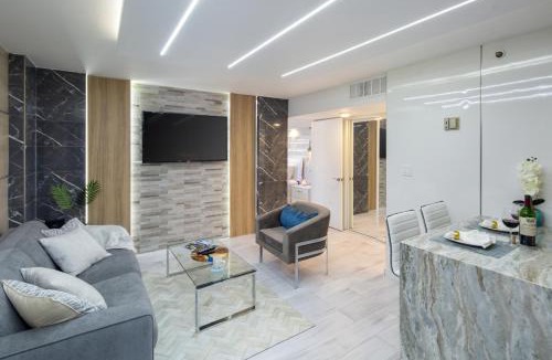 Downtown Honolulu Apartment | Executive Hotel Suite Downtown Free Parking