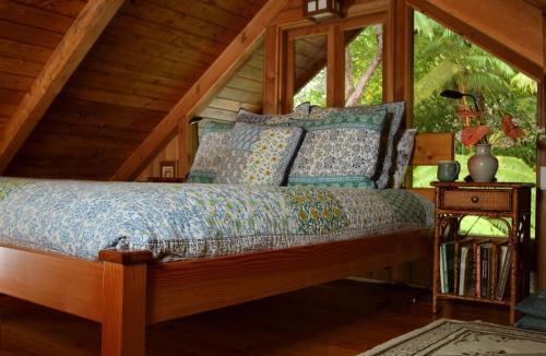Volcano Bed & Breakfast | Volcano Rainforest Retreat