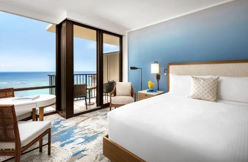 Waikiki Hotel | Halepuna Waikiki by Halekulani - NO RESORT FEE