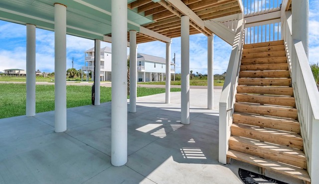 Golden Sands | Bay Views in Terramar! | Pet-friendly in Galveston