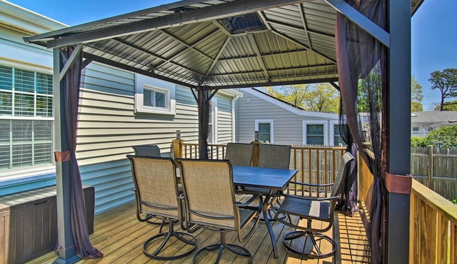 Walk to Swift's Beach! Classic Cottage w/Deck in Wareham