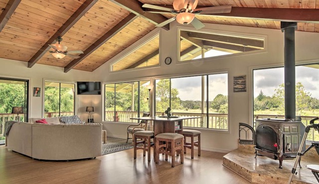 Peaceful Volcano Home Near National Park!