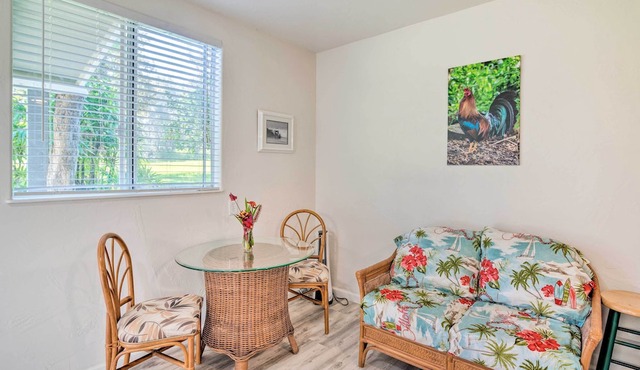 Quiet Cottage on Picturesque Honoka'a Orchard in Honokaa