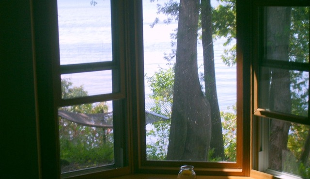 2-waterfront cottages together sleep10+ and have no other house in sight PRIVACY in North hero